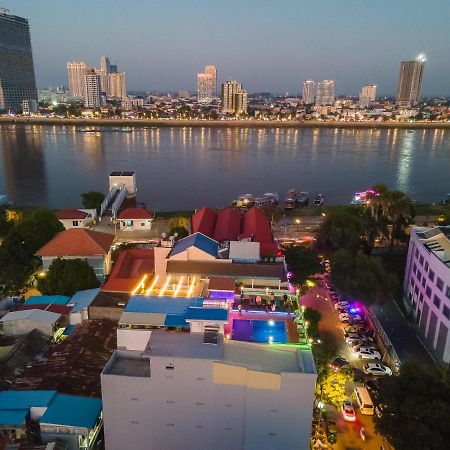 Pooltop Phnom Penh Exterior photo