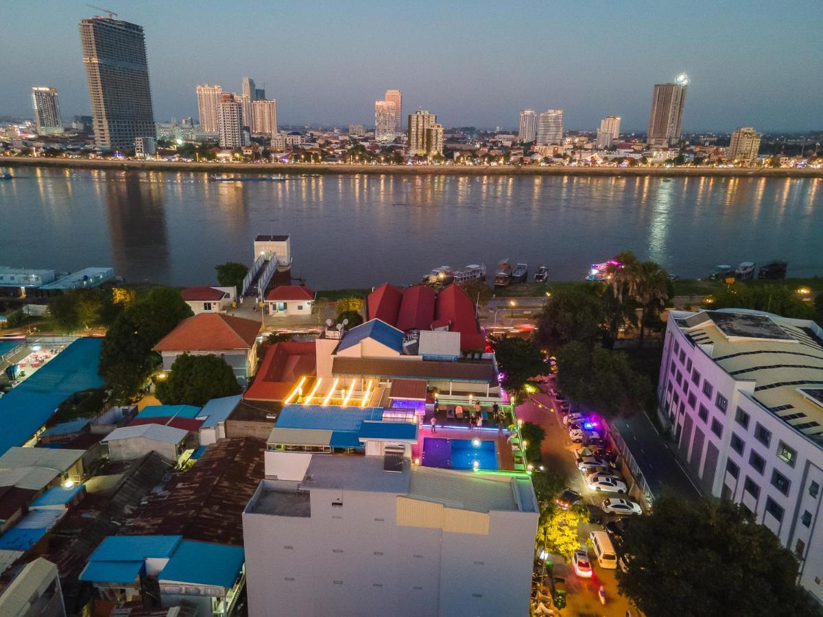 Pooltop Phnom Penh Exterior photo